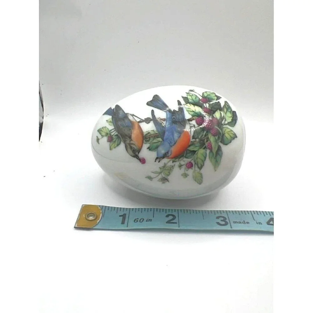 Avon Porcelain Egg – “Summer’s Song” – Vintage Collectible